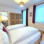 Haus Berghof Daire Bad Gastein