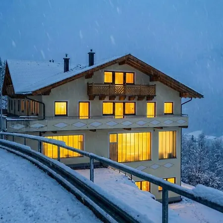 Haus Berghof Apartament