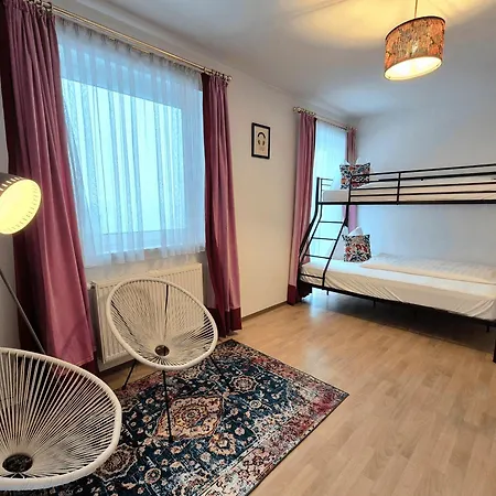 Haus Berghof Apartament *